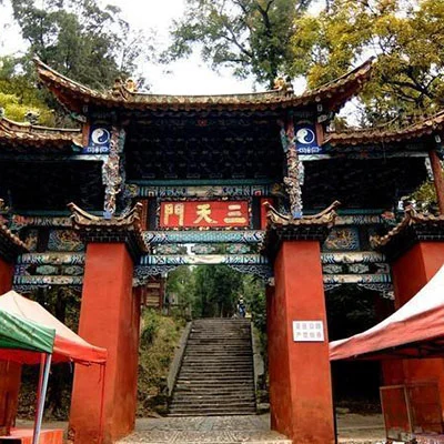 Kunming Travel Cost for Families with Babies: Saving on Essentials
